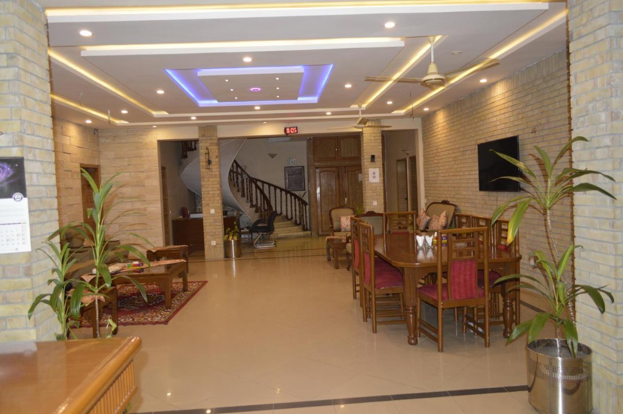 New Shelton Guest House איסלמאבד מראה חיצוני תמונה
