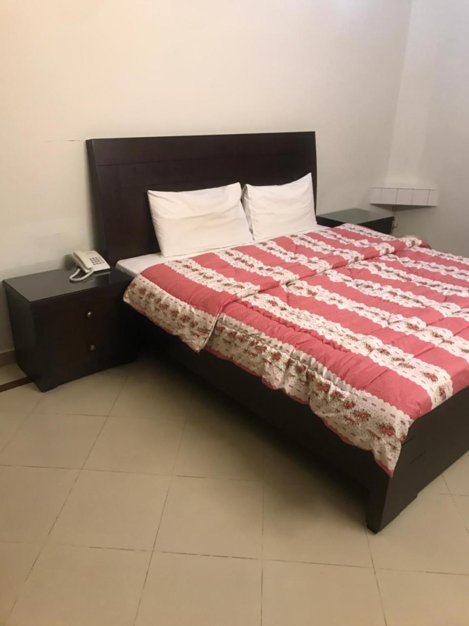 New Shelton Guest House איסלמאבד מראה חיצוני תמונה
