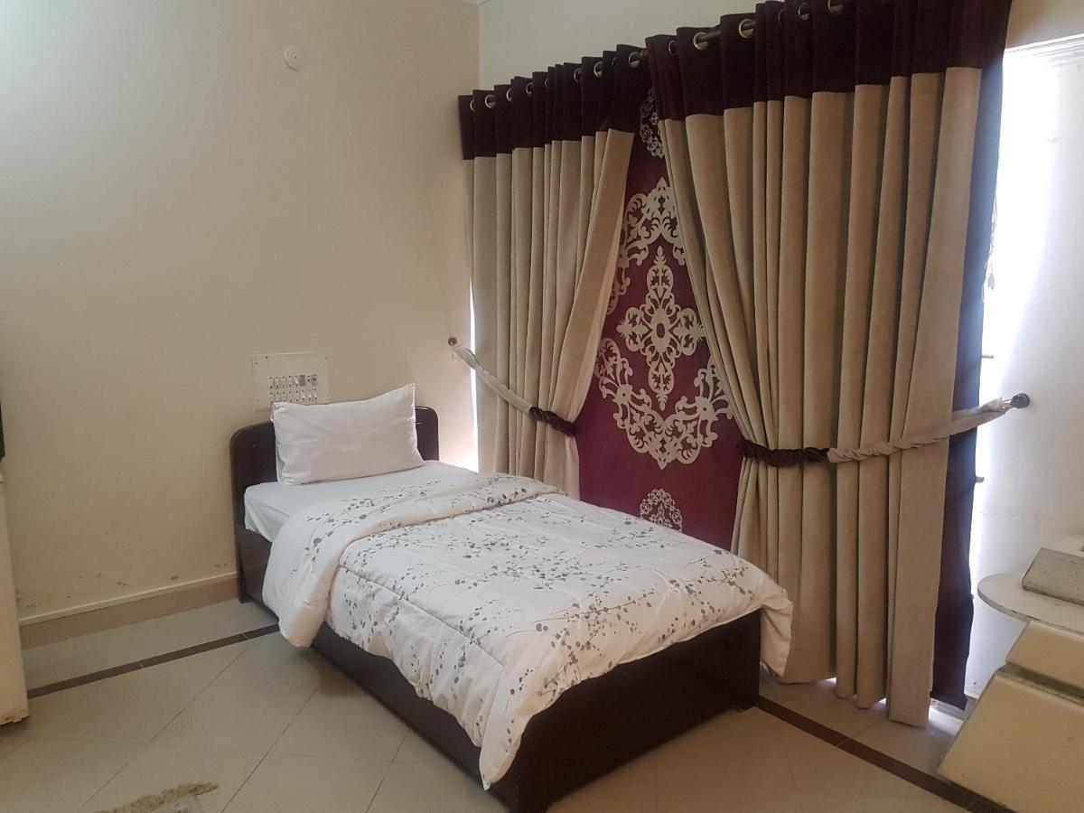 New Shelton Guest House איסלמאבד מראה חיצוני תמונה